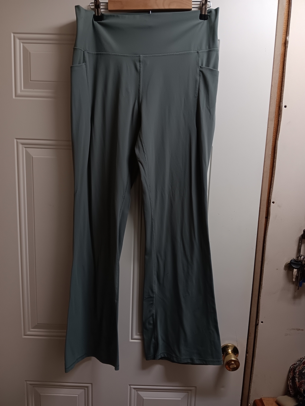 Avia Gray High-Rise Flare Leggings with Side Pockets